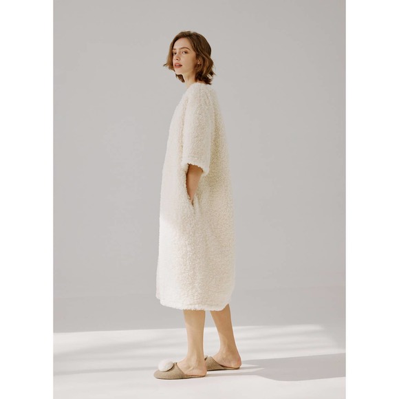 NAP Loungewear Teddy Fleece Cream fuzzy Midi Dress NWT size small loose fit - Picture 3 of 9